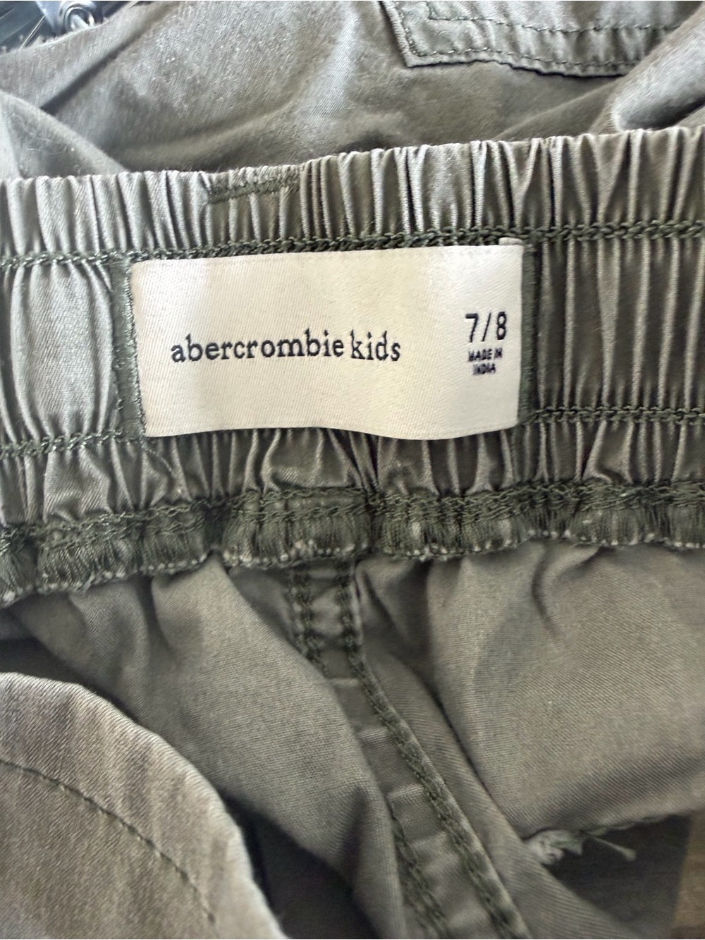 Abercrombie Kids Girls Olive Green Utility Cargo Pants Elastic Waist 7/8 - Picture 4 of 5